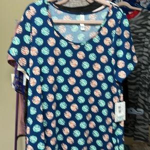LuLaRoe ‘Classic T’ NWT and size 2XL